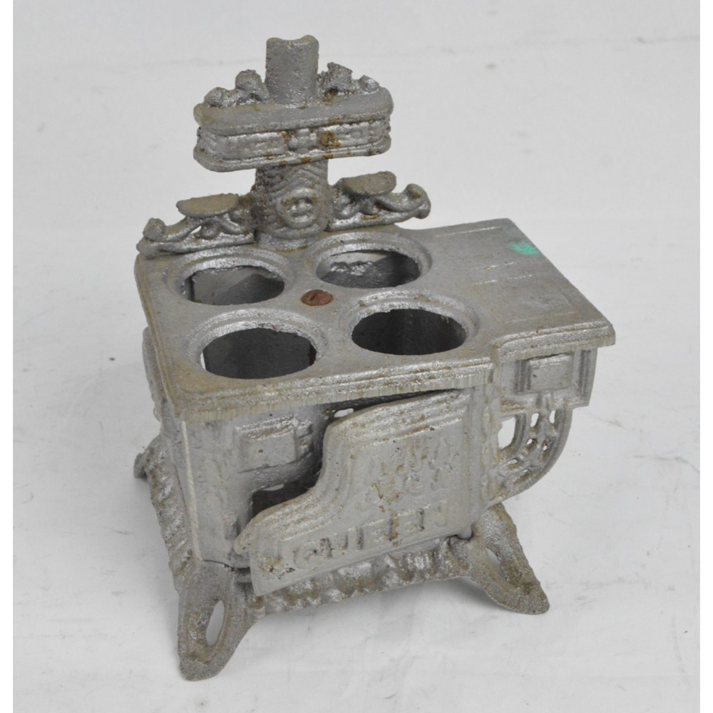 Vintage Dollhouse Miniature Queen Cast Iron Stove Silver 5.5" Toy Decor